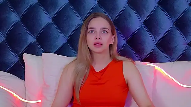 AnitaVenture online show from November 2025 04:24:02 AM