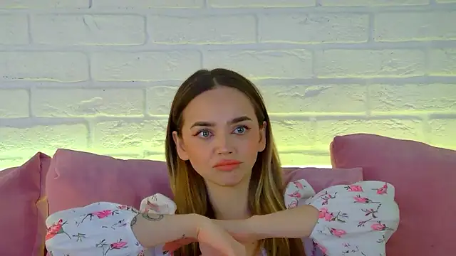 AnitaVenture online show from February 2026 04:53:02 AM