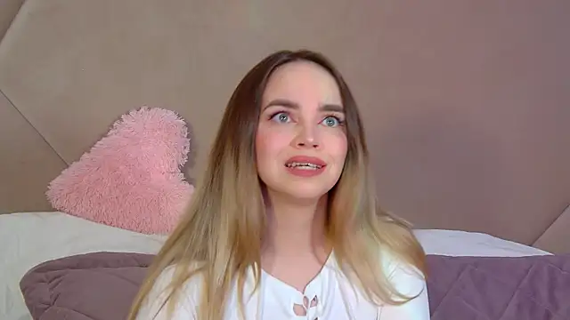 AnitaVenture online show from April 2026 04:24:02 PM