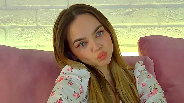 AnitaVenture online show from February 2026 06:26:01 AM