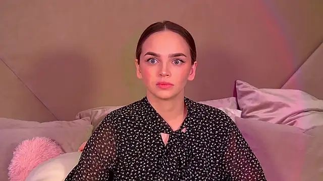 AnitaVenture online show from November 2025 04:23:01 AM