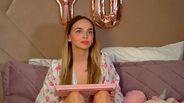 AnitaVenture online show from February 2026 04:01:02 AM