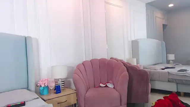 ChantalGarner online show from December 2025 01:10:02 PM