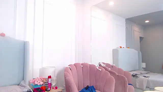 ChantalGarner online show from November 2025 01:14:02 PM