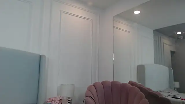 ChantalGarner online show from October 2025 01:02:01 PM