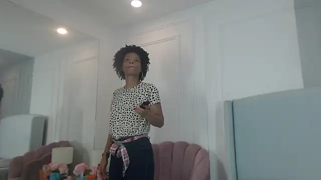 ChantalGarner online show from February 2026 01:10:01 PM