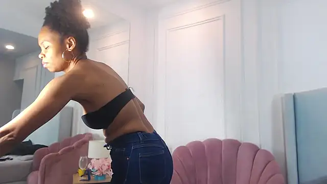 ChantalGarner online show from February 2026 01:22:02 PM