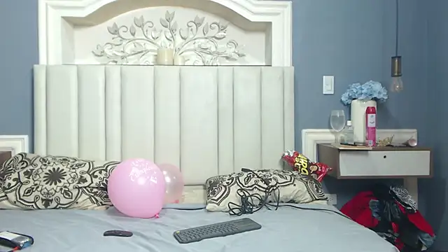 ChantalGarner online show from November 2025 05:35:01 PM