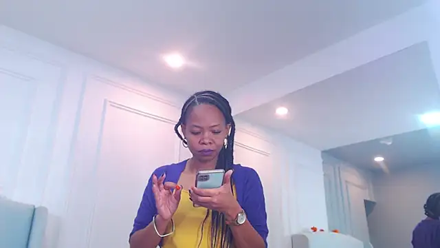 ChantalGarner online show from November 2025 01:04:01 PM