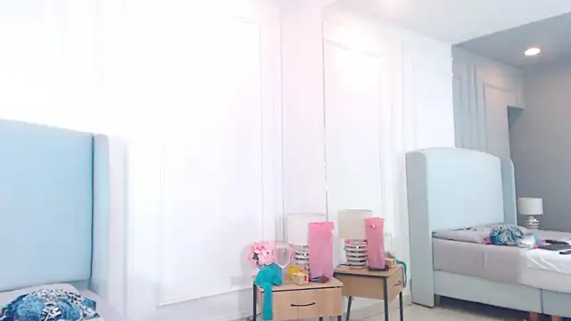 ChantalGarner online show from December 2025 01:15:01 PM