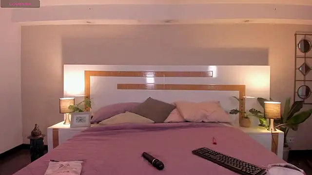 Violeta dh online show from March 2026 11:14:01 AM