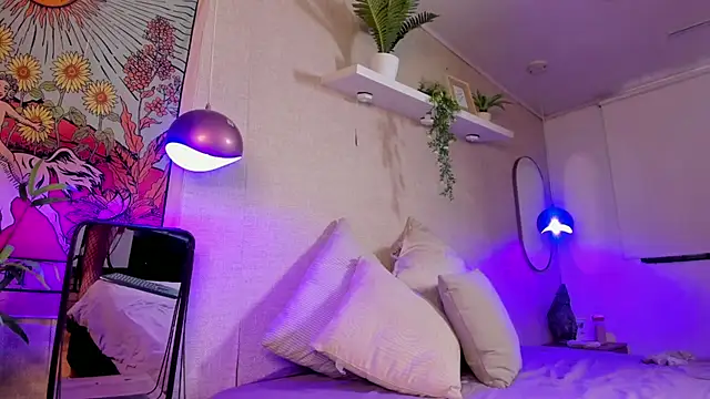 Violeta dh online show from October 2025 12:17:02 PM
