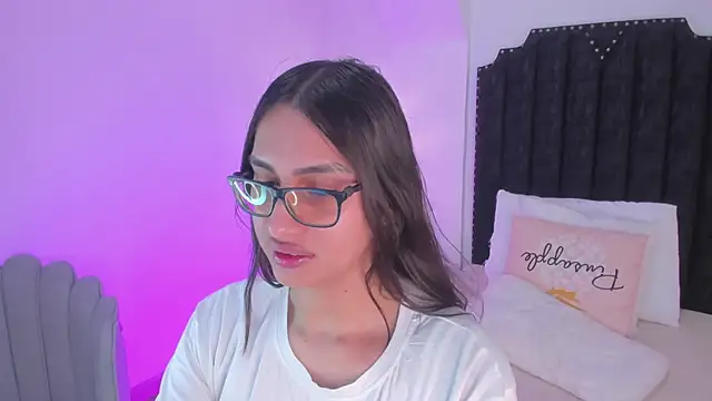 cherrylady 02 online show from January 2026 12:52:02 PM