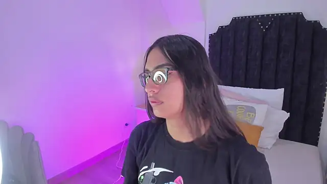 cherrylady 02 online show from January 2026 12:45:02 PM