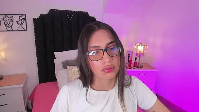 cherrylady 02 online show from December 2025 01:39:02 PM