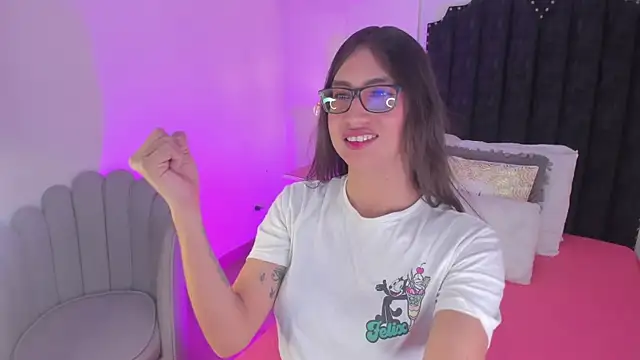 cherrylady 02 online show from December 2025 01:49:02 PM