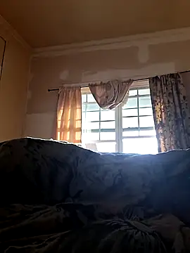 Snapshot of ThrowedWorldWide chatting on November 2025 09:48:01 PM ThrowedWorldWide online show from November 2025 09:48:01 PM