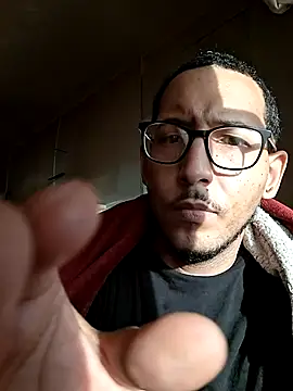 Snapshot of ThrowedWorldWide chatting on November 2025 09:59:02 PM ThrowedWorldWide online show from November 2025 09:59:02 PM