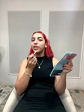 theladymonserrateshow online show from November 2025 12:05:01 PM