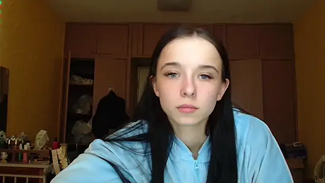 Emilia Light online show from April 2026 12:31:02 PM