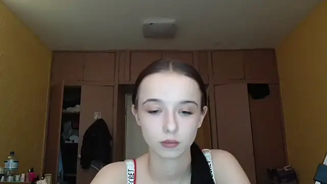 Emilia Light online show from May 2026 10:29:02 AM