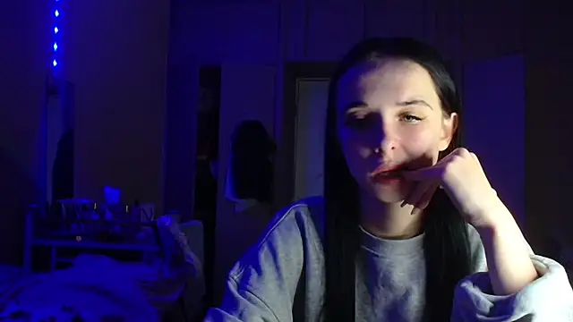 Emilia Light online show from March 2026 08:07:01 PM