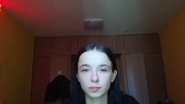 Emilia Light online show from April 2026 08:19:01 AM