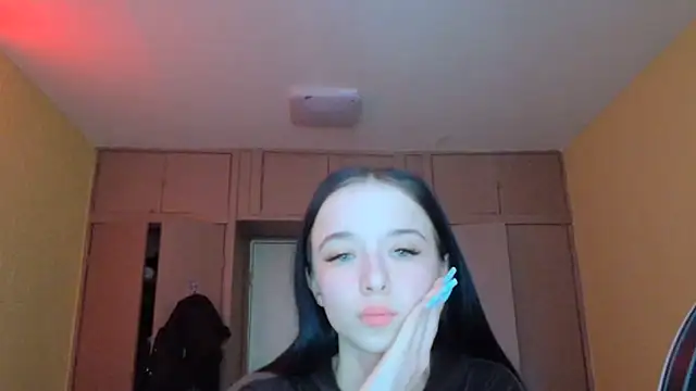 Emilia Light online show from April 2026 06:38:01 AM