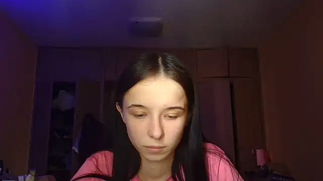 Emilia Light online show from June 2026 11:04:02 AM