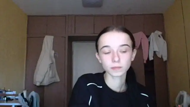 Emilia Light online show from October 2025 07:28:02 AM