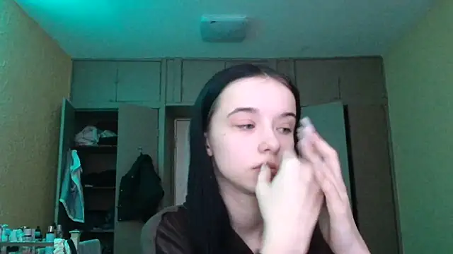 Emilia Light online show from March 2026 06:29:02 AM