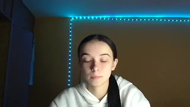 Emilia Light online show from October 2025 07:41:02 AM