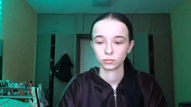 Emilia Light online show from March 2026 05:44:01 AM