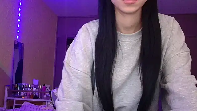 Emilia Light online show from March 2026 08:11:02 AM