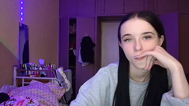 Emilia Light online show from March 2026 01:23:02 PM