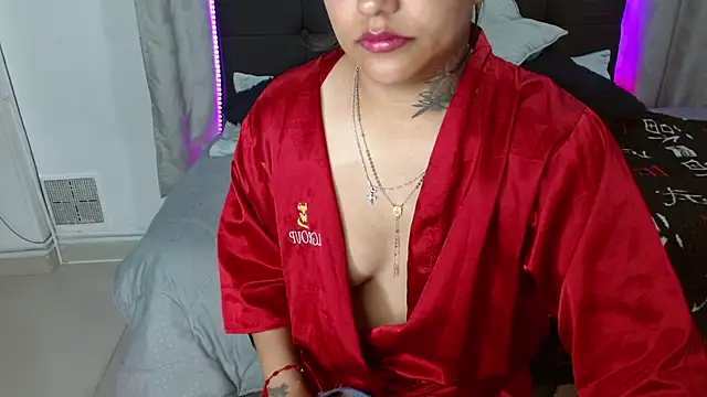 Snapshot of Sharit_latina777 chatting on October 2025 03:18:02 AM Sharit latina777 online show from October 2025 03:18:02 AM