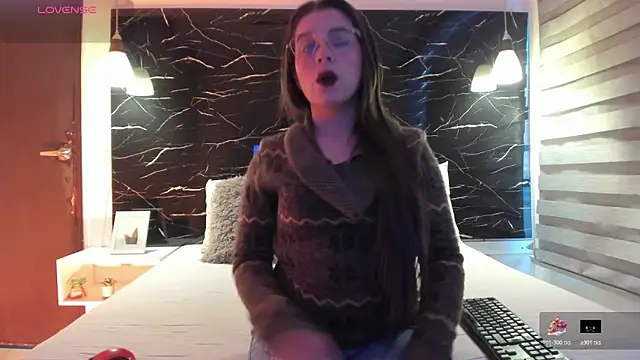 ZOE LE online show from March 2026 11:40:02 AM