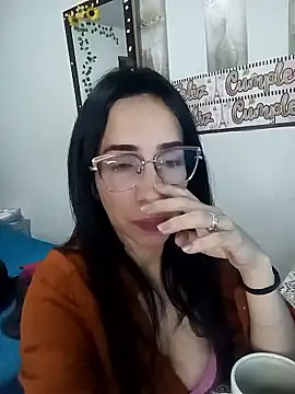 YaraDuartee online show from January 2026 12:39:02 AM