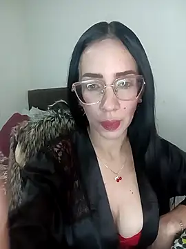 Snapshot of YaraDuartee chatting on March 2026 01:17:02 AM YaraDuartee online show from March 2026 01:17:02 AM