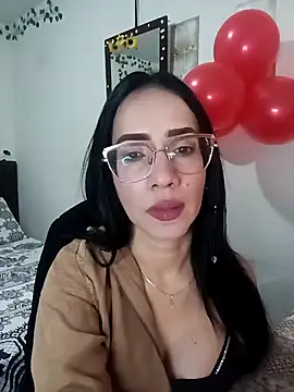 YaraDuartee online show from February 2026 01:13:02 AM