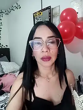 YaraDuartee online show from February 2026 12:12:02 AM