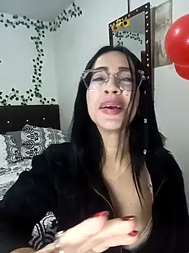 YaraDuartee online show from February 2026 01:24:02 AM