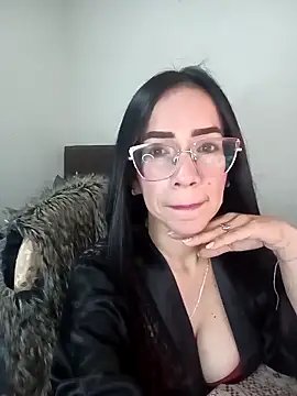 Snapshot of YaraDuartee chatting on March 2026 02:24:02 AM YaraDuartee online show from March 2026 02:24:02 AM