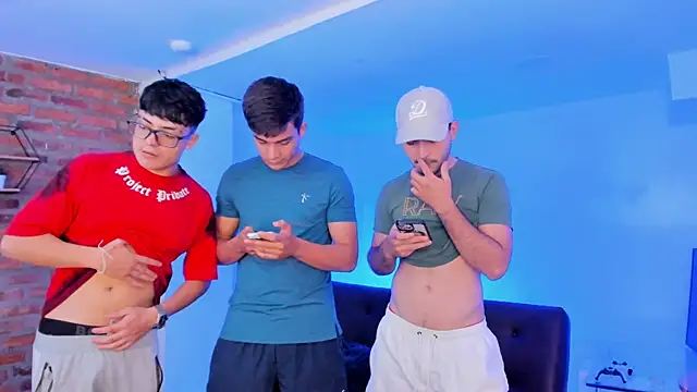 Spaceboys18 online show from June 2026 02:35:02 AM
