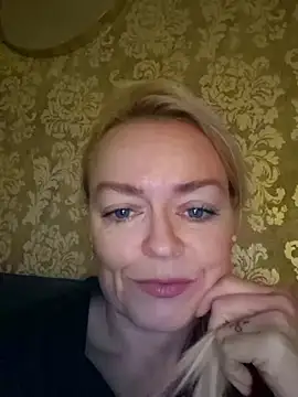 Snapshot of demidelightfulxx chatting on October 2025 07:05:02 AM demidelightfulxx online show from October 2025 07:05:02 AM