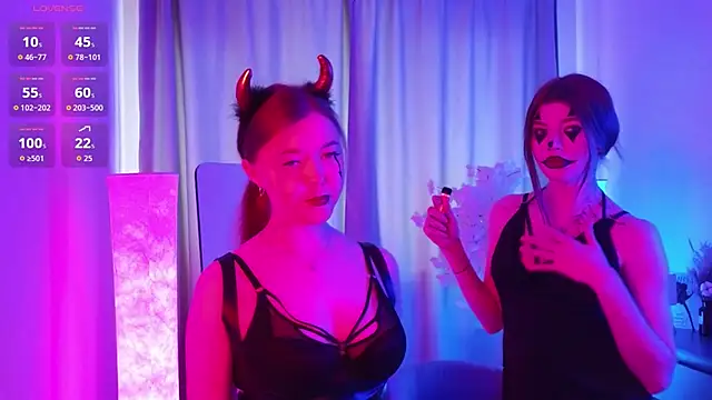 TwixieGuo online show from October 2025 10:56:01 AM