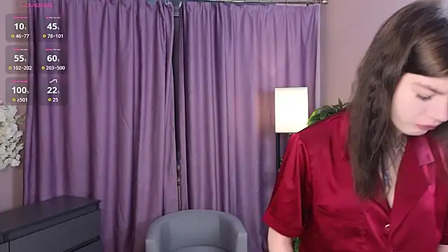 TwixieGuo online show from December 2025 10:20:01 AM