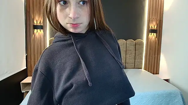 GabySweett  online show from June 2026 01:09:02 PM