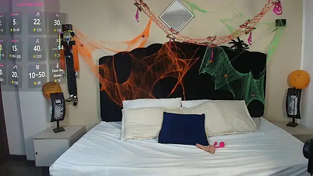 GabySweett  online show from October 2025 12:04:01 PM