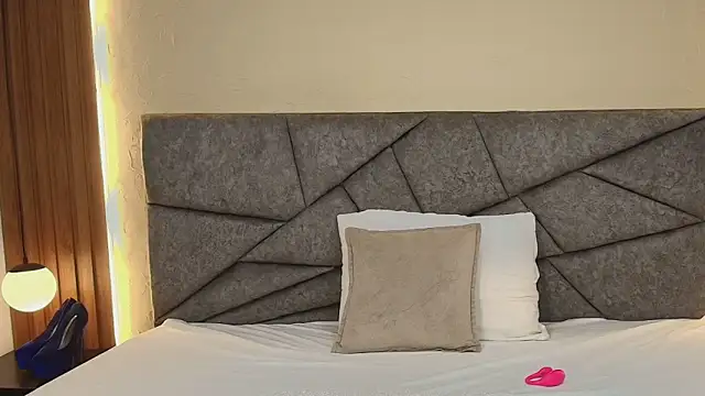 GabySweett  online show from March 2026 01:44:01 PM